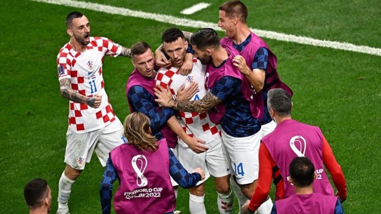  Kroacia në çerekfinale pas ekzekutimit të penalltive ndaj Japonisë, hero portieri Livakovic