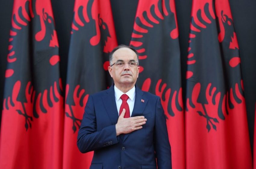  Presidenti Begaj për vizitë në Kosovë, pritet të takohet me Osmanin