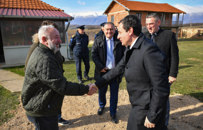  Kurti me Rashiqin shkojnë të familjet Miletiq dhe Komatoviq në Istog