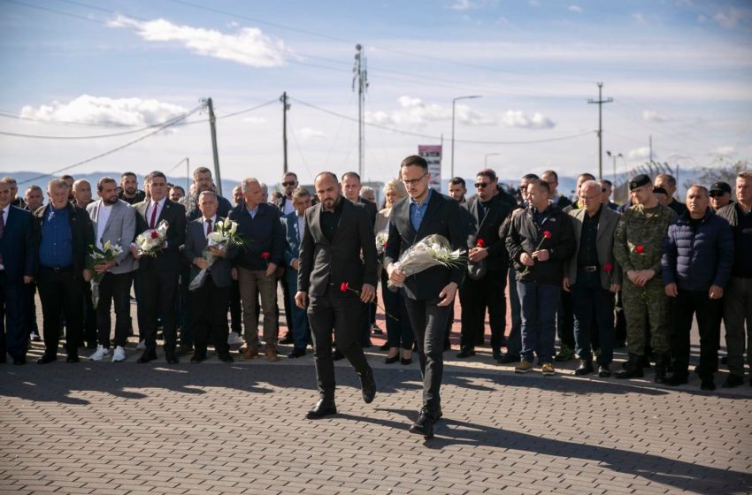  Hyseni: Beteja e Zhegocit do të mbahet mend për rezistencën e fuqishme që treguan luftëtarët e lirisë