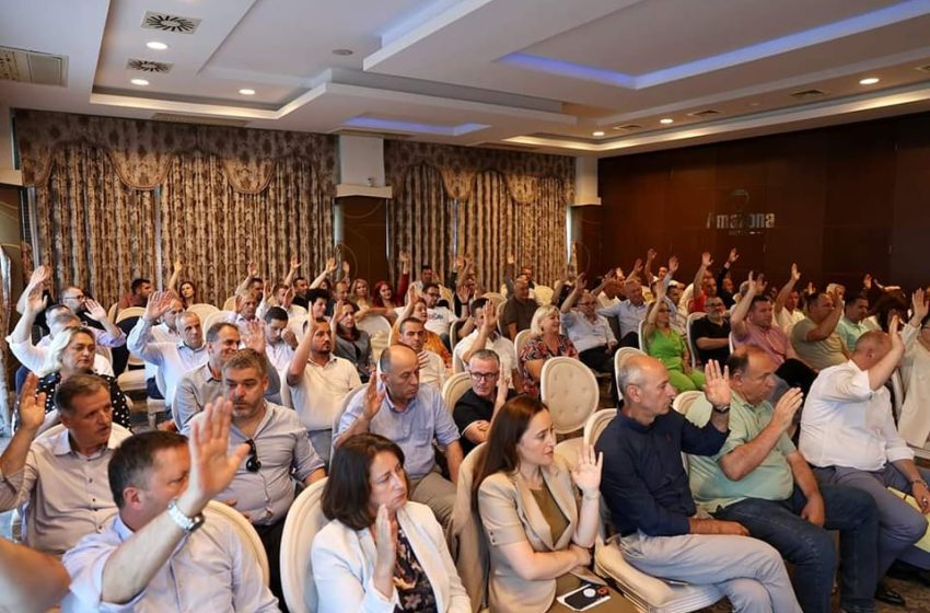  PDK në nivel qëndrorë shkruan për prishjen e koalicionit lokal të këtij subjekti me VV-në në podujevë, pas Gjilanit