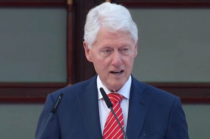  Bill Clinton në Shqipëri flet për situatën në veri të Kosovës: Ta ndalim këtë marrëzi