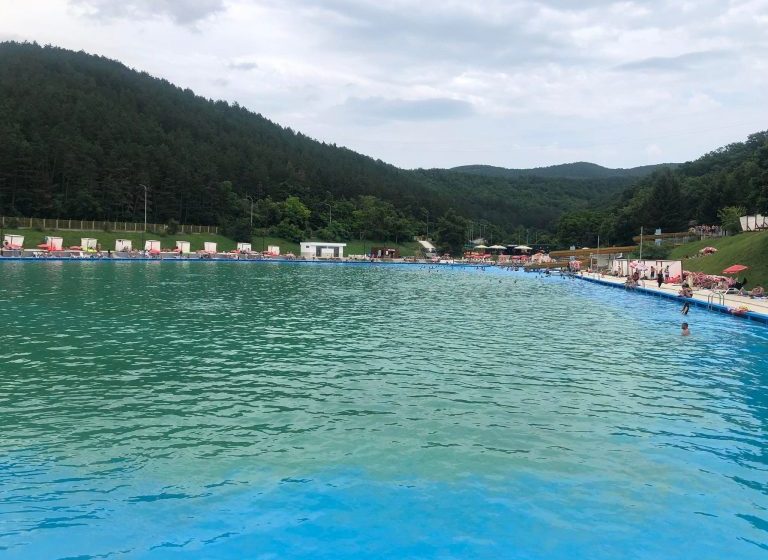  Rënia e temperaturave, mbyllet sot pishina e Gërmisë