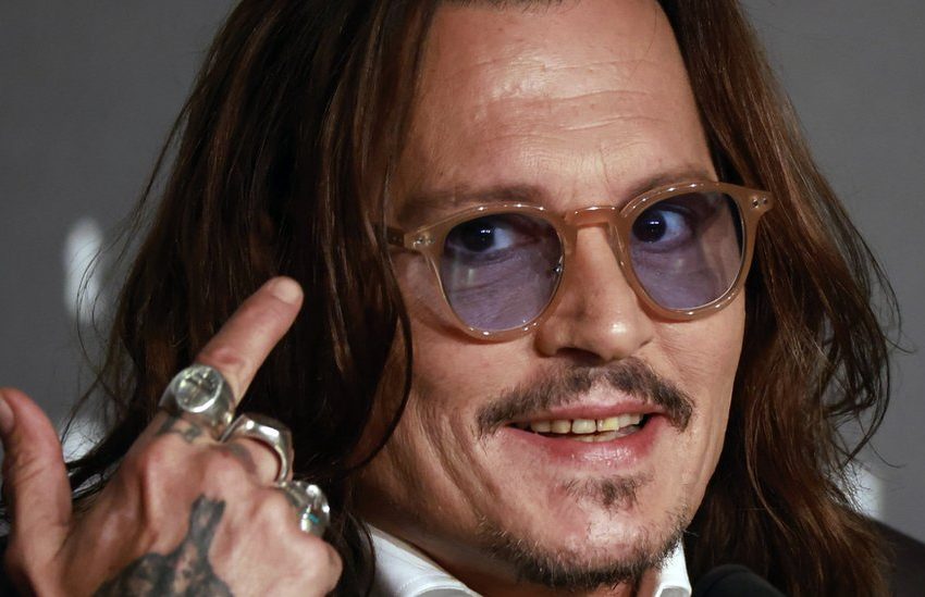  Johnny Depp gjendet pa ndjenja në një dhomë hoteli në Budapest