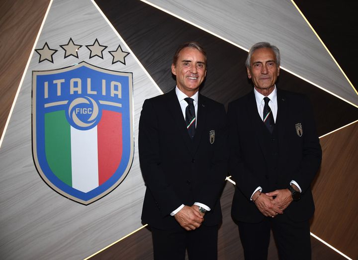  Federata italaine shqyrton mundësin e dëmshpërblimit ndaj Mancinit