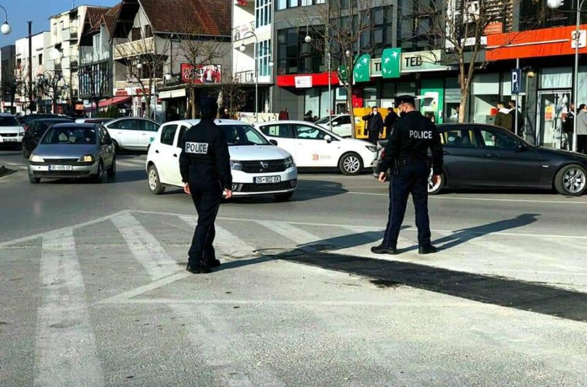  Policia – Gjilan, njofton: Nga një qytetar i ndershëm dorëzohet portofoli i gjetur në stacionin Policor në Viti Policia