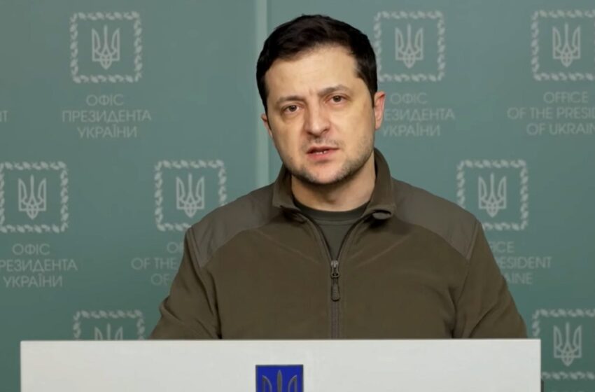  Volodymyr Zelensky vazhdon me shkarkime