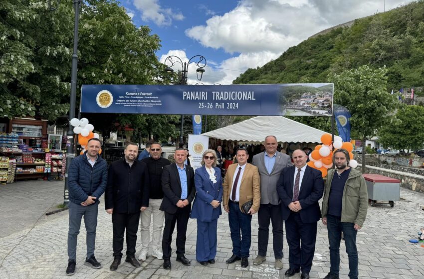  Zyrtarë të DZHE-së së Gjilanit pjesëmarrës në panairin tradicional në Prizren