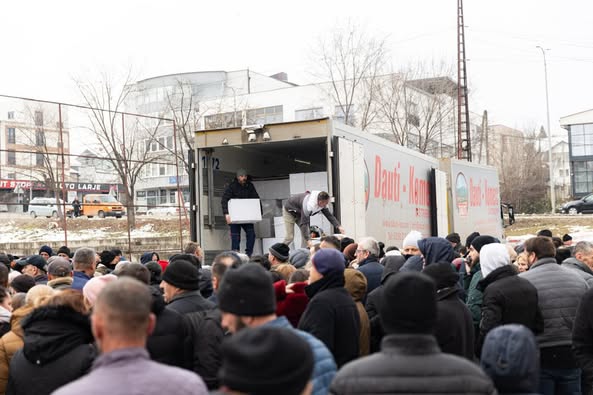  Komuna e Gjilanit i përgjigjet LDK-së për kritikat lidhur me ndihmat: “ … janë shpërndarë nga Komuna e Gjilanit dhe jo nga VETËVENDOSJE!”