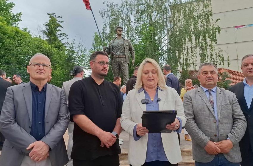 Nderohen Dëshmorët e Kombit, Abdullah Tahiri, Ibrahim Pacolli dhe Arben Ramadani