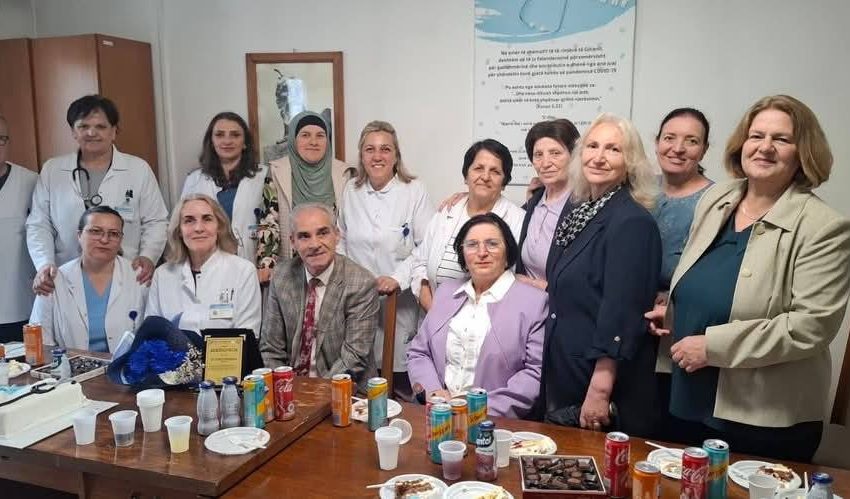 Pensionohet Dr. Enver Sulejmani, vlerësohet lart kontributi mbi 25 vjeçar në Spitalin e Përgjithshëm në Gjilan
