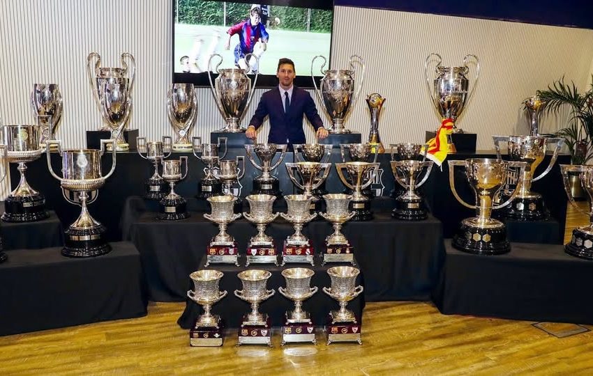 A jeni dakord që historia e futbollit do ta kujtojë gjithmonë këtë futbollist?