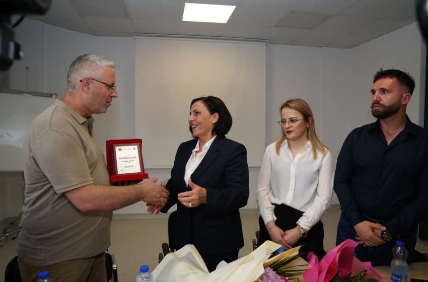 Pensionohet Dr. Salihe Mustafa, Specialiste e Ortodoncisë