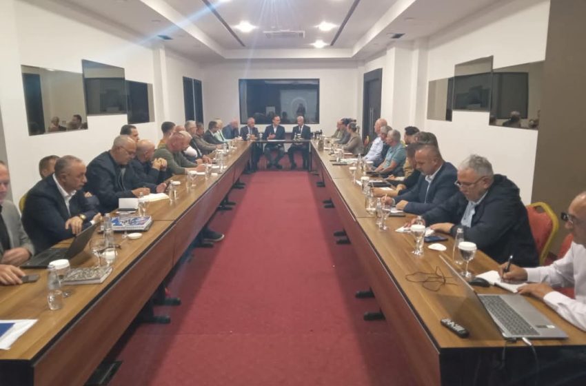 Hyseni: Të jemi të gatshëm për situata të papritura dhe nga kërcënimet që mund të vijnë nga jashtë