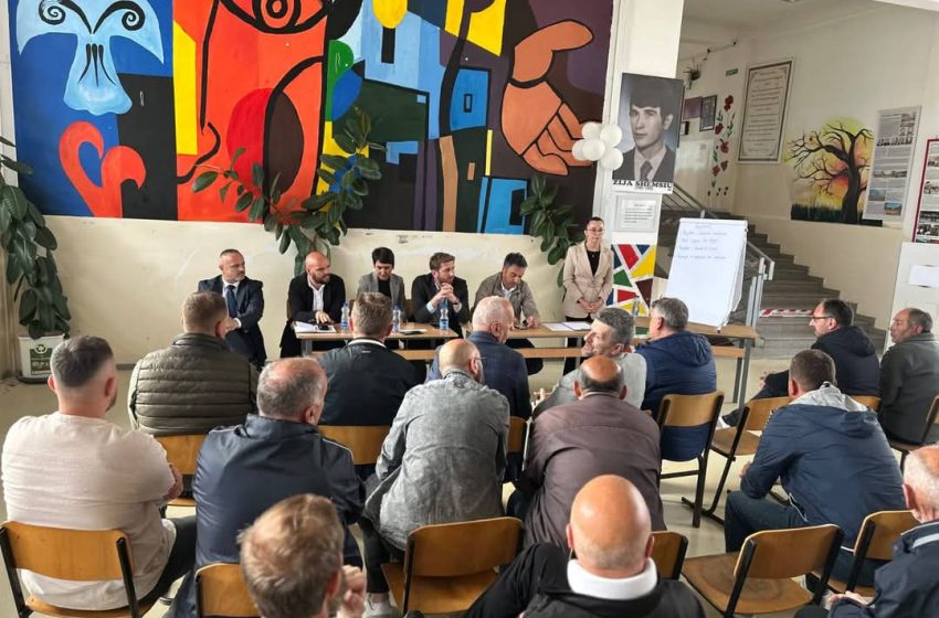 Banorët e lagjes “Zabeli” votojnë për projektin e rregullimit të hapësirës rekreative