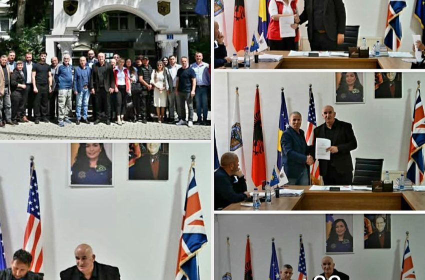  Kryetari Haliti nënshkruan kontratat për projektet e financuara në fushën e kulturës dhe sportit në Viti