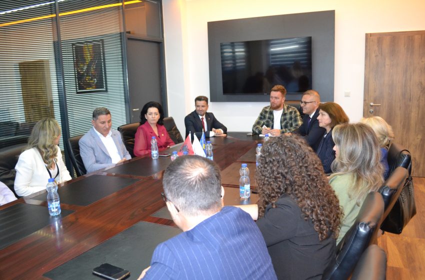  UKZ mbajti takimin fillestar të projektit të ri për programin e përbashkët të Masterit me Universitetin “La Sapienza” të Romës