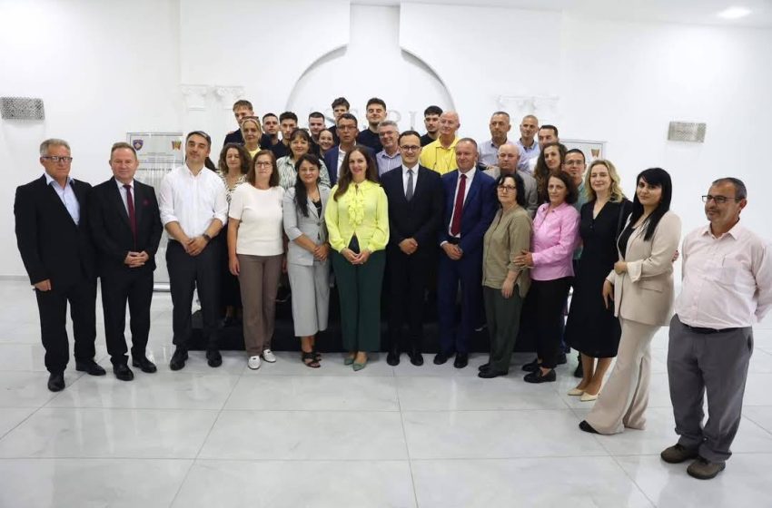 Gjenerata e parë e kuzhinierëve – një sukses i arsimit dual në Gjilan!