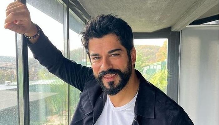 Aktori i njohur turk, Burak Özçivit, zgjedh Shqipërinë për pushime