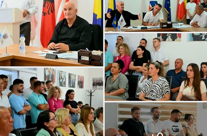 Kryetari Haliti zhvillon takimin e parë publik me qytetarët e Vitisë