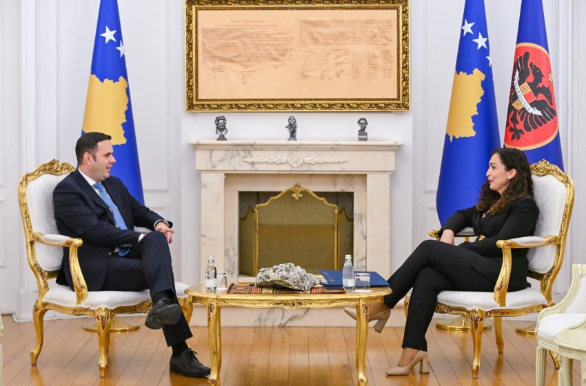  Vazhdojnë takimet, Osmani pret në zyrë Abdixhikun