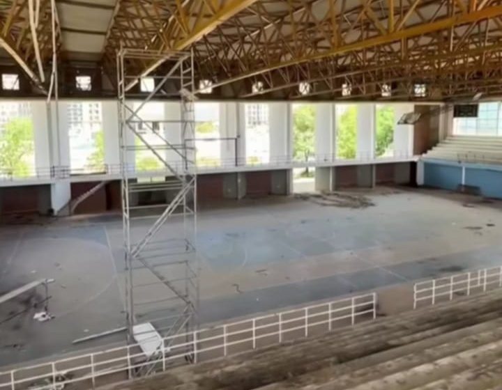 Komuna e Gjilanit: Rinovimi i palestrës së sportit, në Gjilan po vazhdon me intensitet të lartë