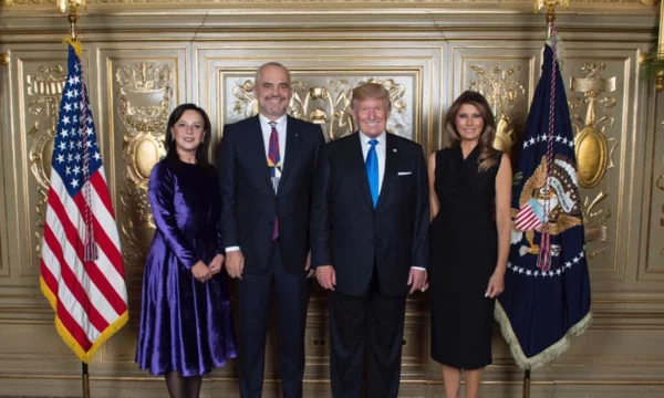 “Jam 8 cm më i gjatë se Trump”- Rama batuta gjatë intervistës për revistën gjermane