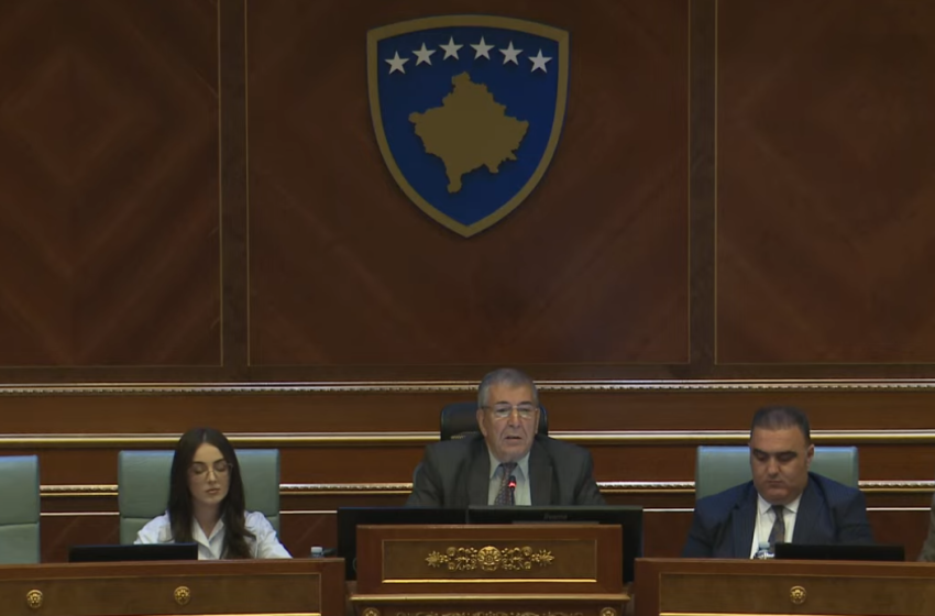  As konsultat me Presidenten s’kryejnë punë, dështon konstituimi për të 41’ën herë