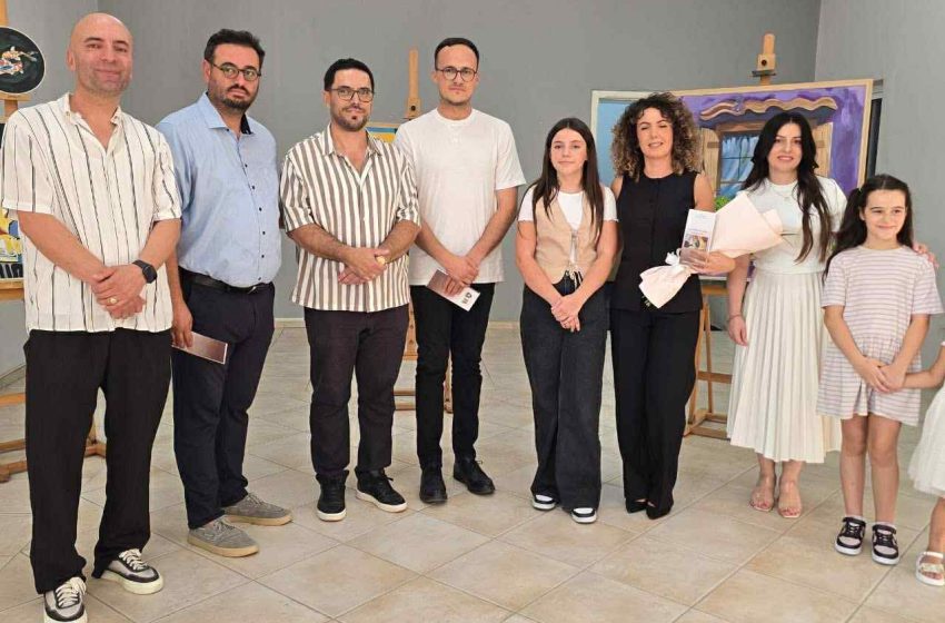  Hapet ekspozita “Ndërmjet Ngjyrave” e 11 vjeçares Jara Ademi