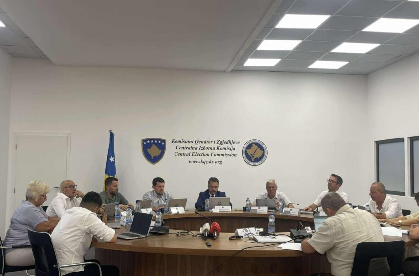  KQZ-ja certifikon grupin e parë me 10 subjekte politike dhe 64 kandidatë për zgjedhjet lokale 2025