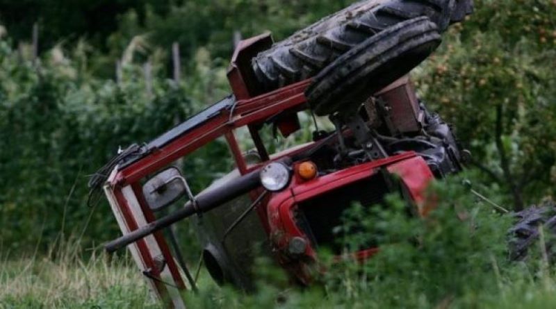  Goditet nga traktori, vdes një burrë në Lipjan