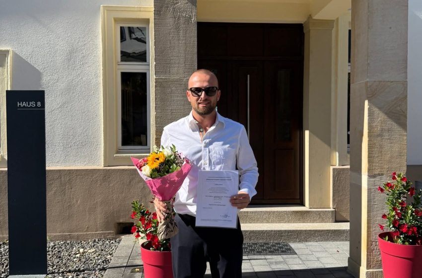  Krenari tjetër shqiptare në mjekësi – Dr. Durim Hasani nga Tërnoci, bëhet specialist i anesteziologjisë në Gjermani