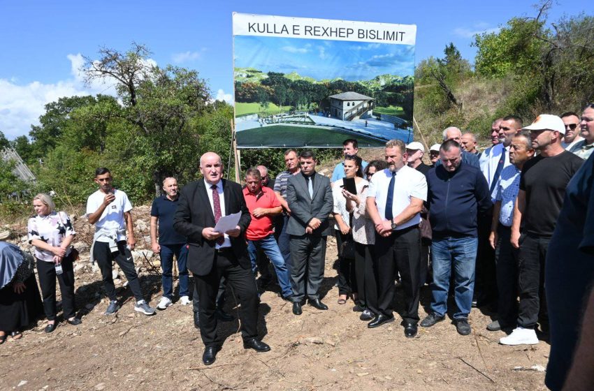  Në fshatin Stubëll të Poshtme u vendos gurthemel i kompleksit memorial kushtuar heroit të Kosovës, Rexhep Bislimi