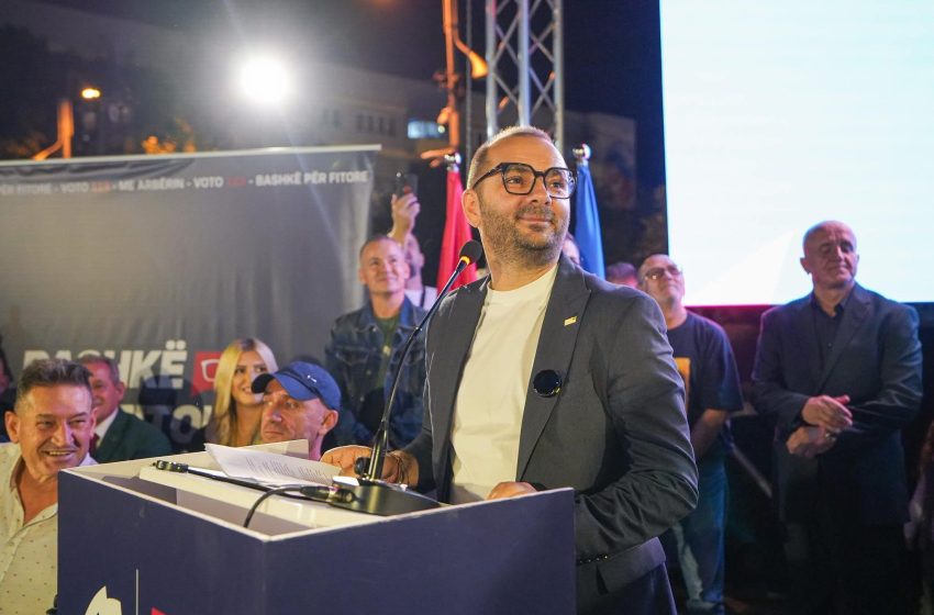  Arbër Ismajli i ashpër ndaj pushtetit: “Ky pushtet i truqeve dhe intrigave e ka futur Gjilanin në një llucë të stërkeqjes e frustrimit”