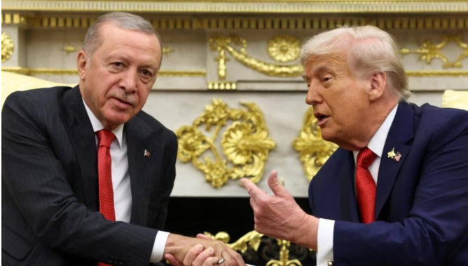  Trump prezantoi planin për Gazën, reagon Erdogan