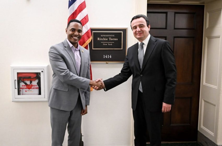  Kurti takoi kongresistin amerikan, Ritchie Torres