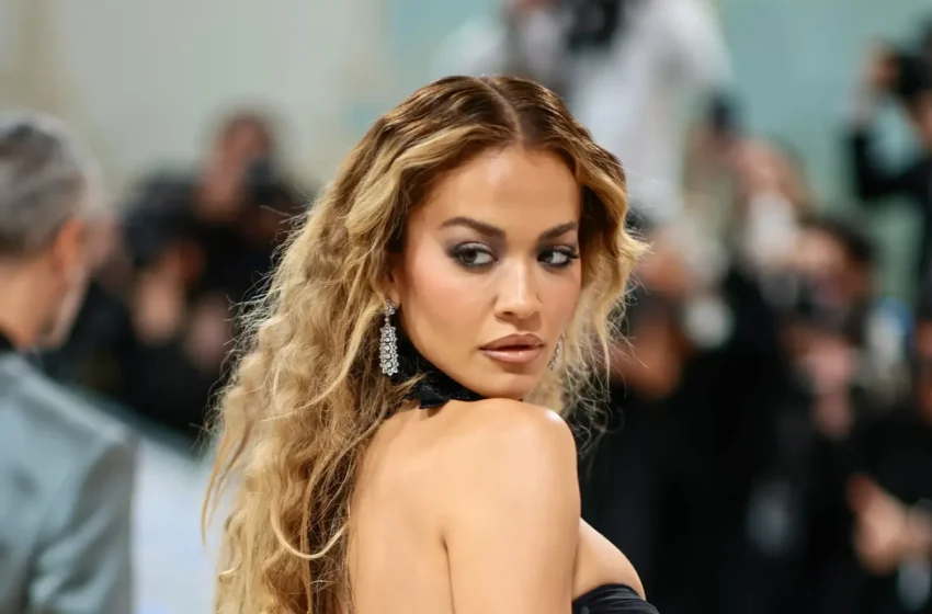 Rita Ora shfaq koncert në alpet austriake më 29 nëntor