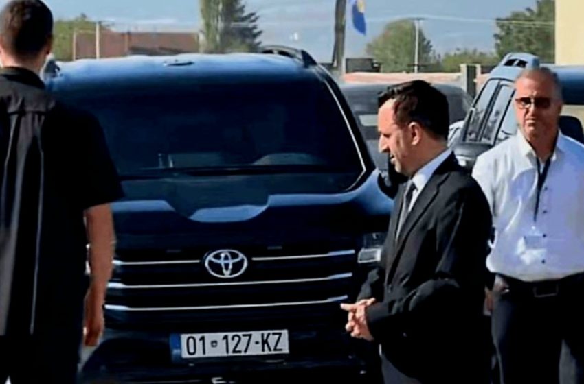  Raportohet se është aksidentuar eskorta e Dimal Bashës