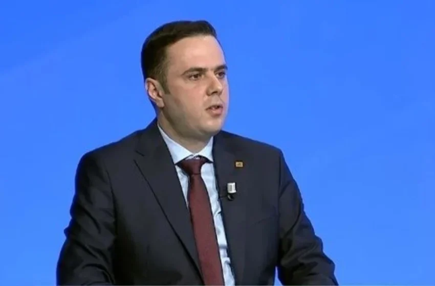 Abdixhiku paralajmëron protestë nëse s’respektohet Kushtetuta: Braktisim institucionet, dalim në rrugë