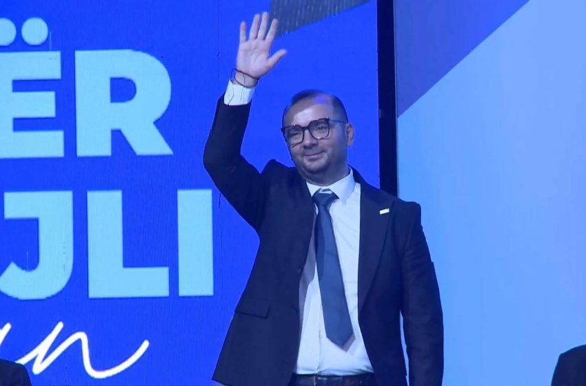 Arbër Ismajli falënderon mbi 15 mijë votuesit e LDK-së: “Faleminderit secilit qytetar që besoi, që u angazhua dhe që kontribuoi në këtë rrugëtim”