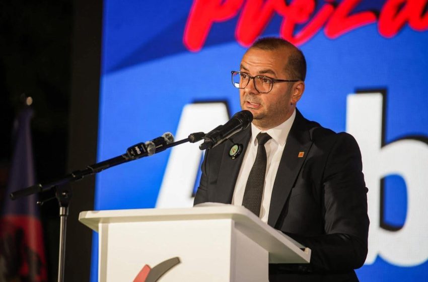  Arbr Ismajli – Qytetarët e Gjilanit janë të detyruar të marrin rrugën afro 3 kilometra për të kryer shërbimet e tyre bazike në administratën komunale!