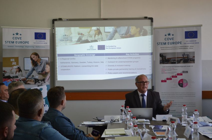 Në kuadër të projektit CoVE STEM Europe në UKZ u mbajt konferenca “Sfidat e ndërmarrjeve industriale në Kosovë dhe zhvillimet teknologjike”