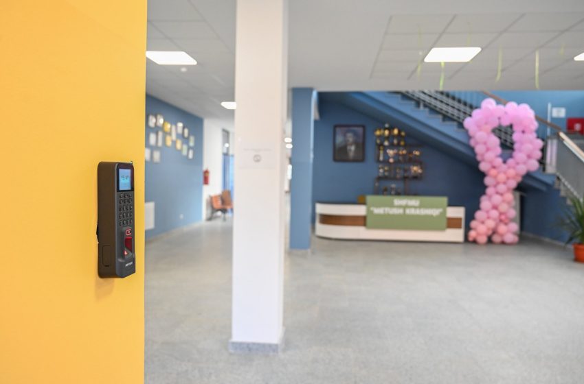  Pajisen të gjitha shkollat e Kamenicës me kamera të sigurisë dhe sistem të evidentimit të vijeshmërisë