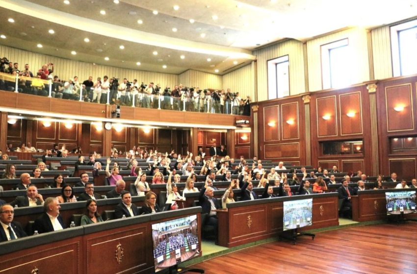  Kuvendi jofunksional, njohësit paralajmërojnë pasoja serioze