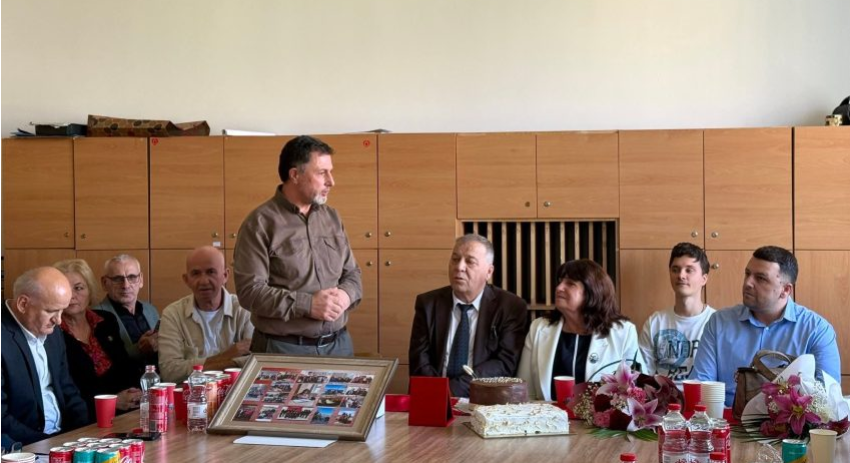 SHFMU “Rexhep Elmazi”, njofton: Pensionohet arsimtarja Hazife Halili