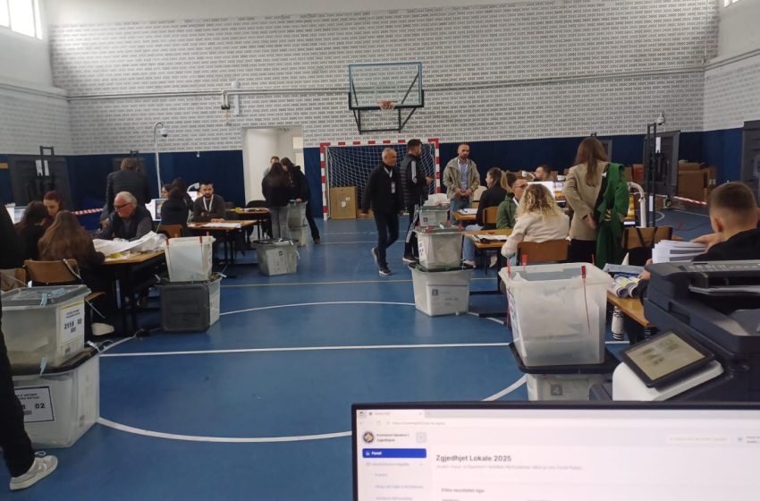 Dalin rezultatet e para, këta janë kandidatët që po dalin më të votuarit për Asamblenë e Gjilanit