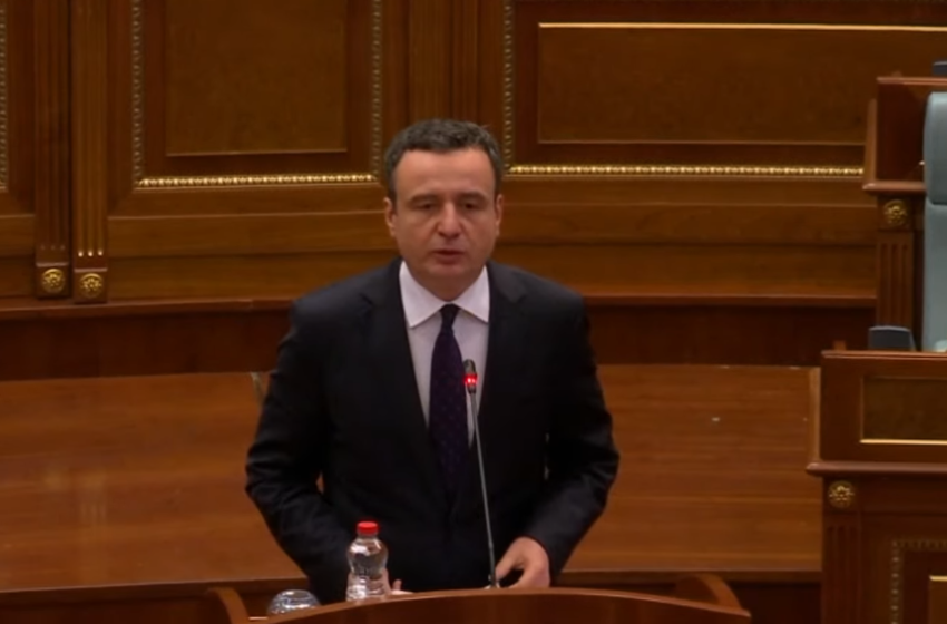 Rritje të pagës minimale në 500 Euro, e pensioneve në 150€ – Kurti tregon pesë vendimet që do t’i marrë nëse votohet sot Qeveria