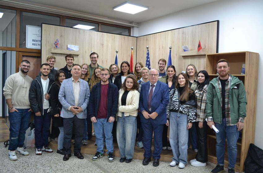 Vizitë studimore e studentëve nga PH Zug në UKZ