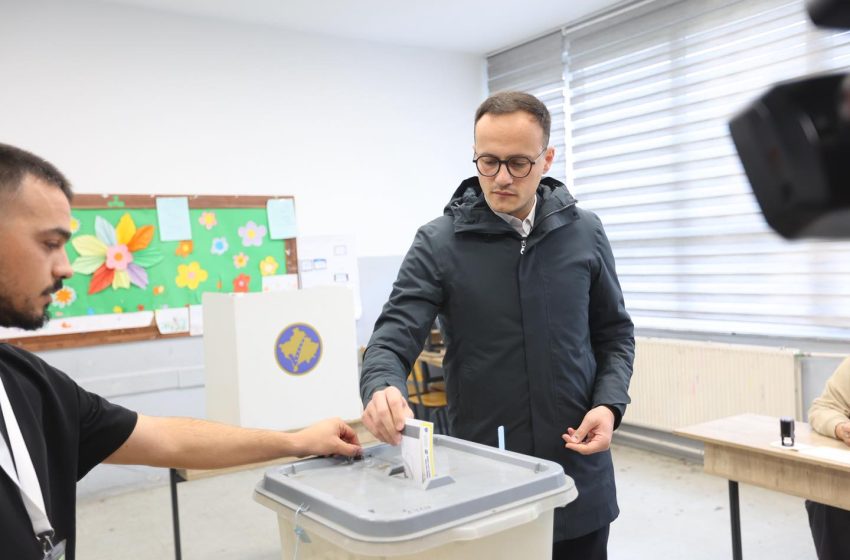  Alban Hyseni inkurajon qytetarët ta shprehin vullnetin e tyre përmes votës