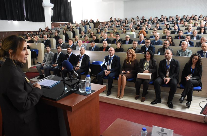  Fakulteti Juridik i UKZ bashkëorganizator në Kongresin Ndërkombëtar të Shkencave Humane, Shoqërore dhe Arteve të Universitetit të Tetovës